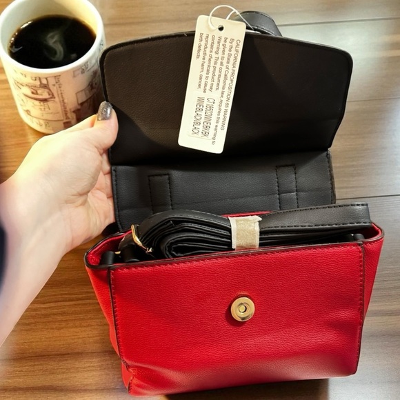 Di Vita Collection Red & Gray Structured Shoulder Bag Purse NWT Faux Leather - Picture 3 of 13